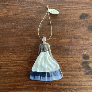 Scarlett O'Hara Ornament Bradford Exchange Hospital Dress Gone with the Wind